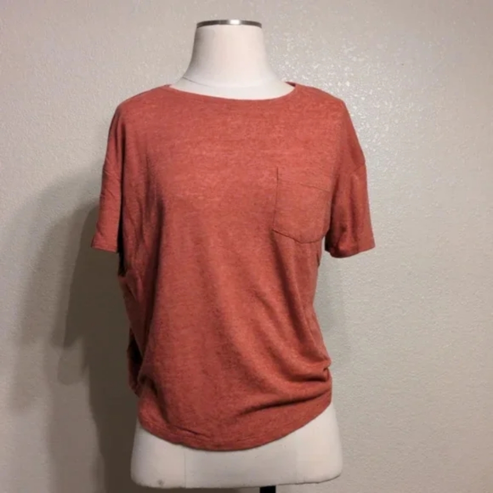 Old Navy Boyfriend Pocket Tee